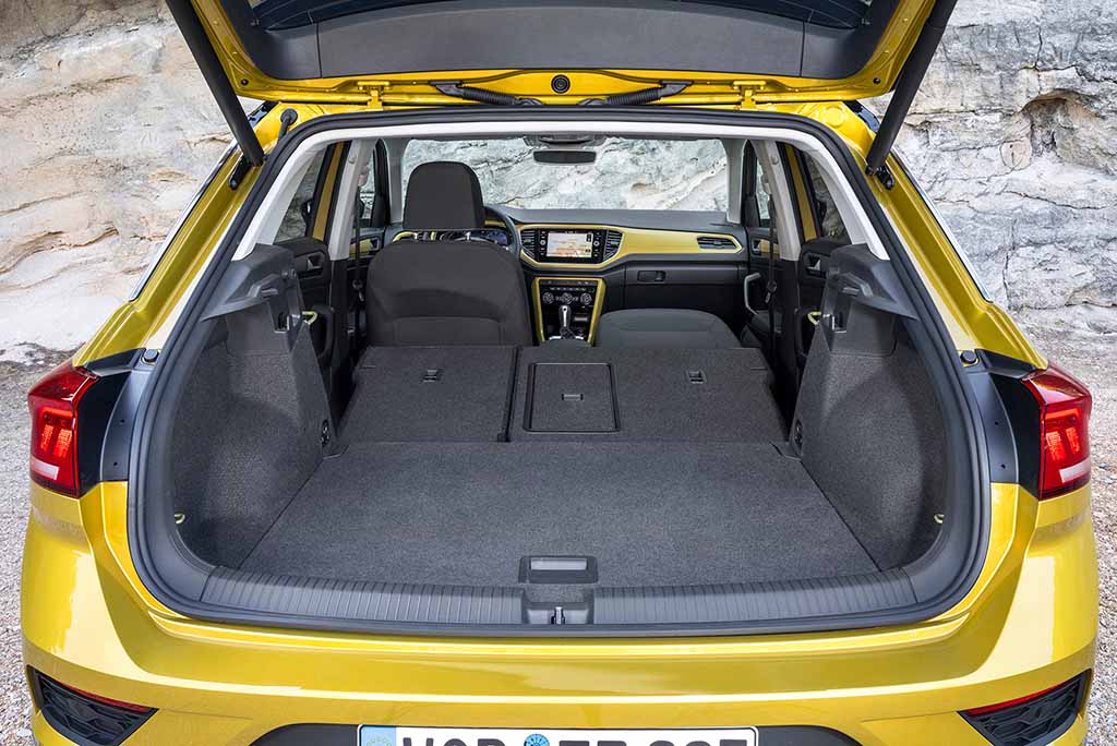 Der Kofferraum im VW T-Roc ist nicht riesig, aber ausreichend      Foto: VW