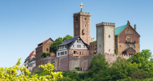 Blick auf die berühmte Wartburg - ein Weltkulturerbe in Thüringen, Deutschland