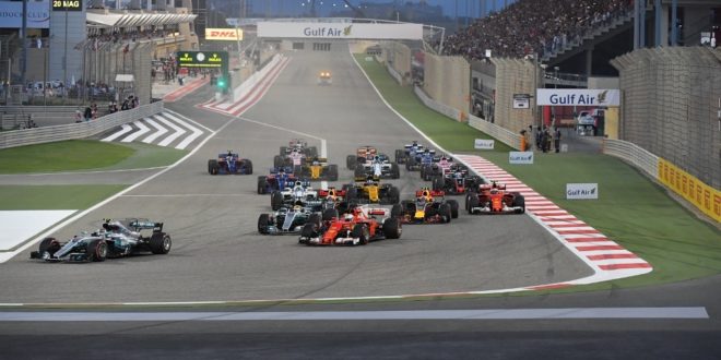 Die Start- und Zielgerade beim Formel 1 Rennen in Bahrain Foto: Bahrain Tourism & Exhibitions Authority