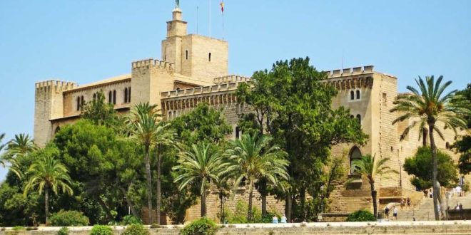 Der Königspalast Almudaina in Palma de Mallorca