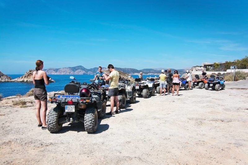 Abwechslungsreiche Quad-Touren auf Mallorca bieten eine Mischung aus Action, Naturerlebnis und Fahrspaß.